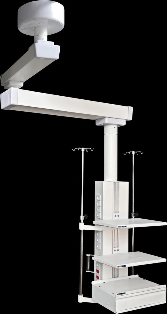 Estativa de teto Help Life HL 2010 com uma torre suspensa por braços articulados, bandejas e suportes para soro
