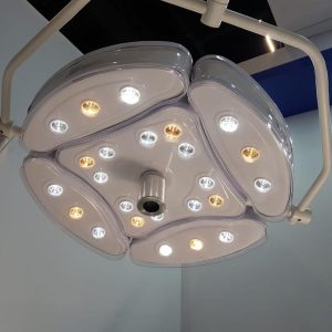 Foco cirúrgico de teto Med Light com LEDs de luz branca e luz quente